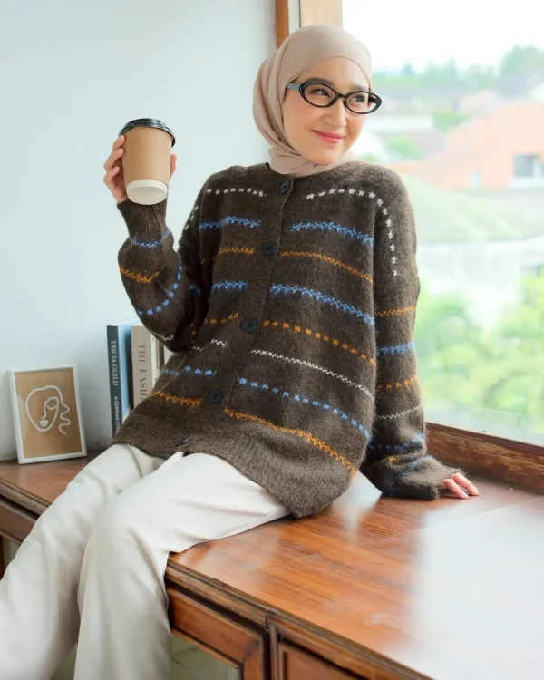 Veylia Cardi foto 6