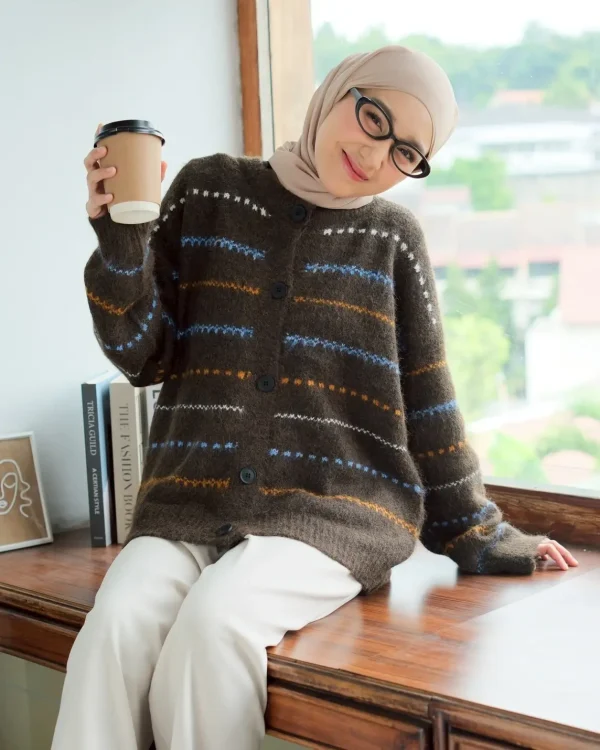 Veylia Cardi foto 7