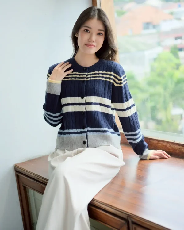 Desire Cardi foto 7