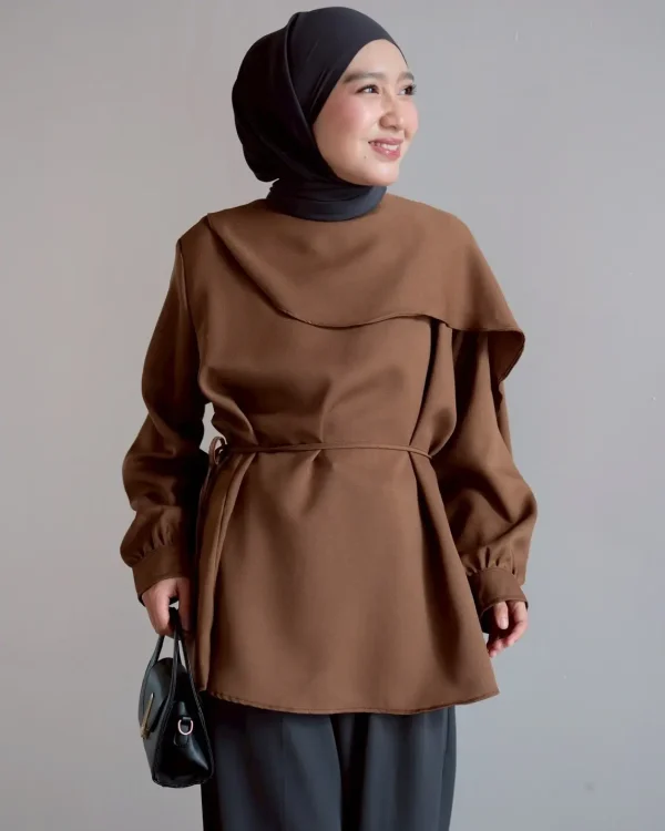 Blainn Blouse foto 1