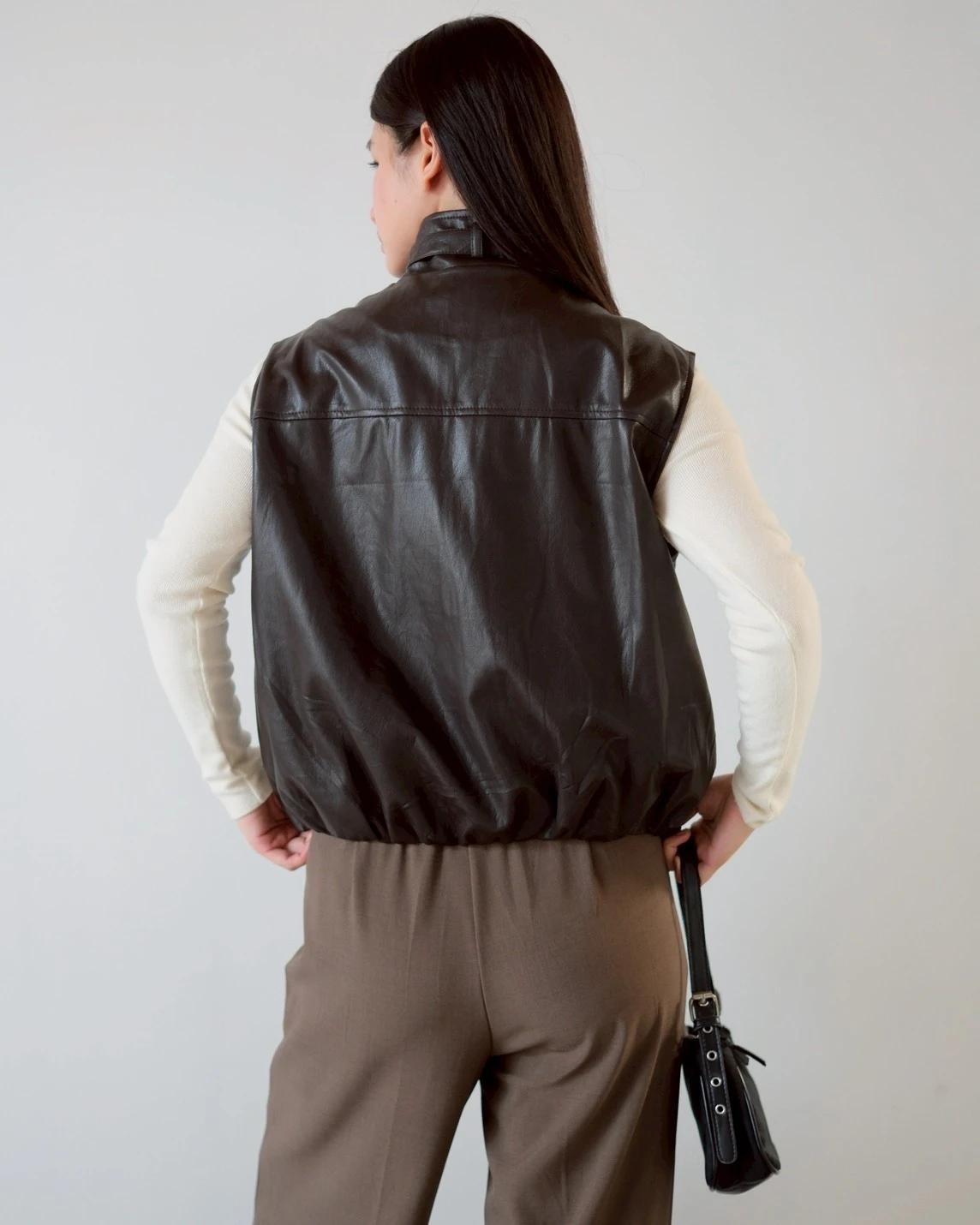 Xelina Leather Vest foto 3
