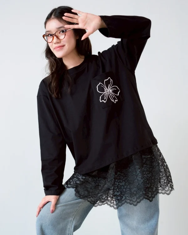 Caeri Tee foto 1