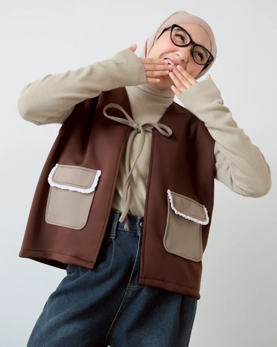 Juliet Vest foto 13