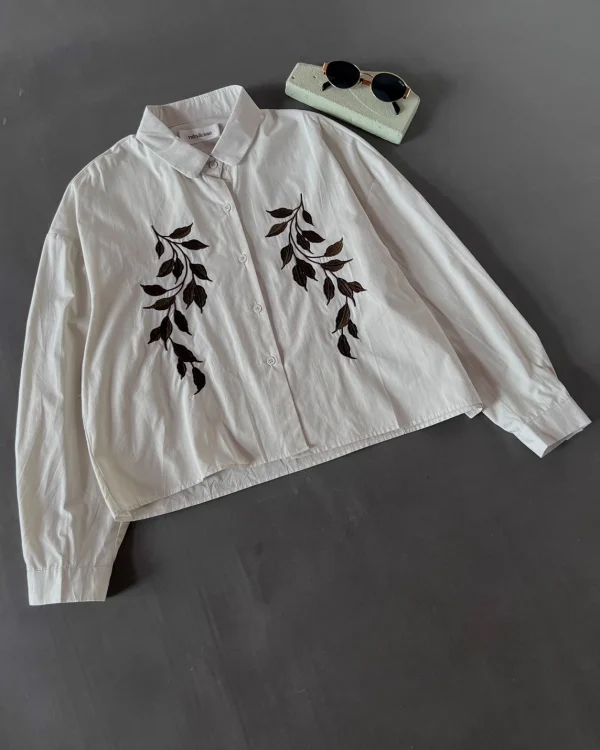 Binadia Shirt foto 1