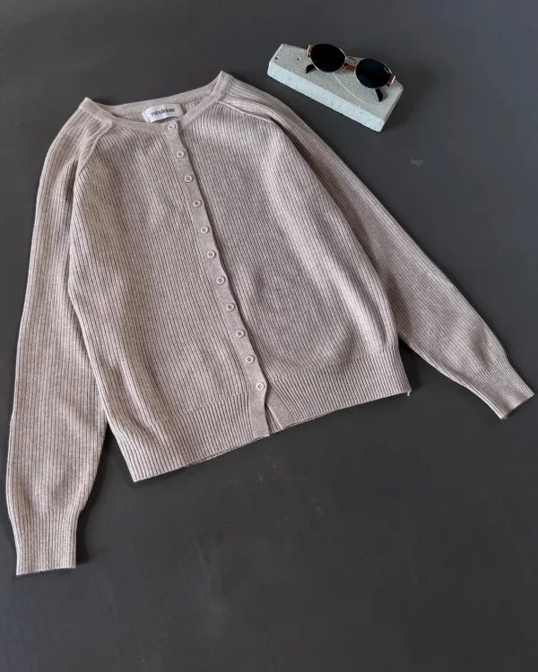 Neona Cardi foto 4