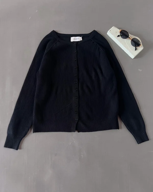 Neona Cardi foto 1