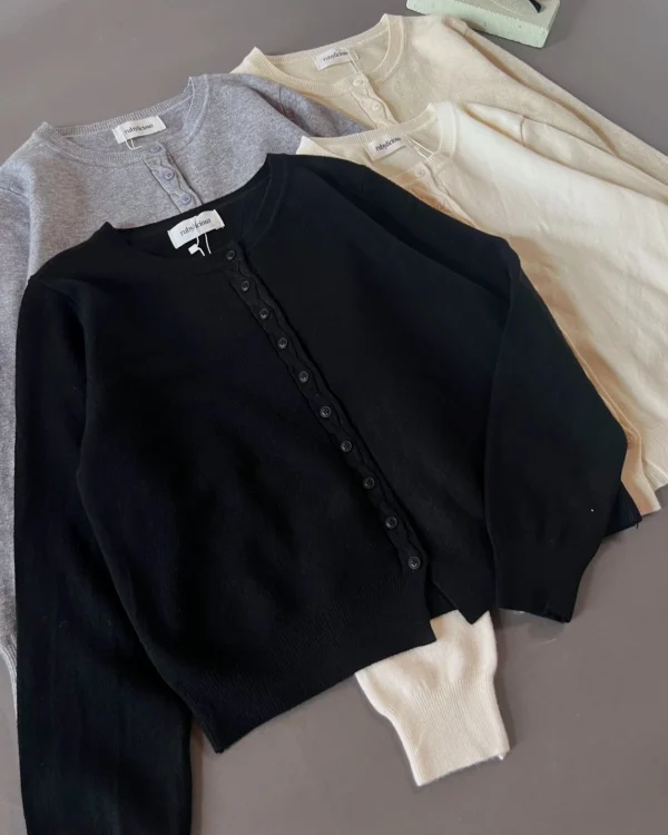 Revina Cardi foto 4