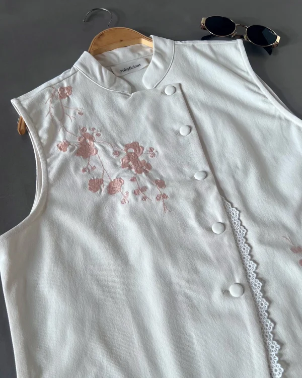 Jecqa Vest